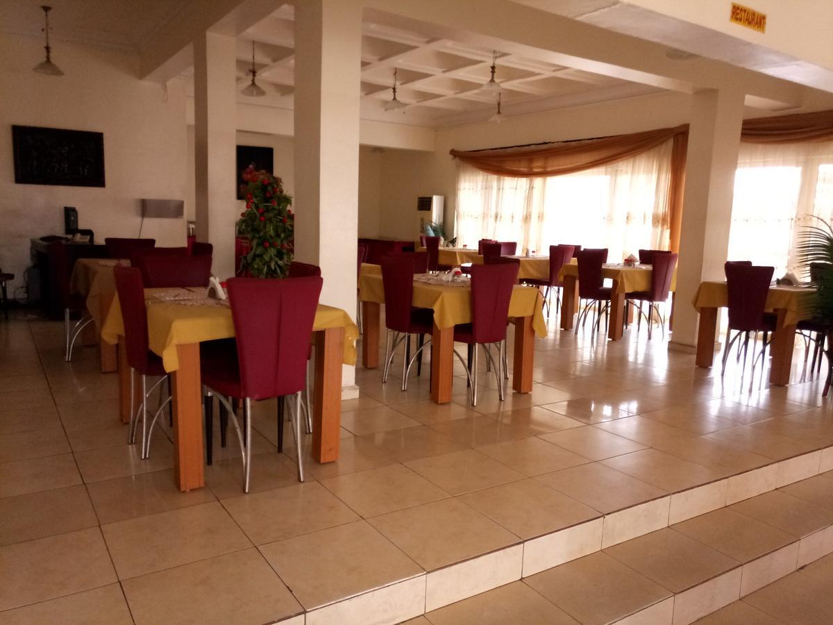 Hotel Benizia Asaba Eksteriør billede